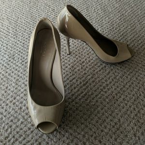 Gucci - Patent Bamboo Pump - Beige (36.5)